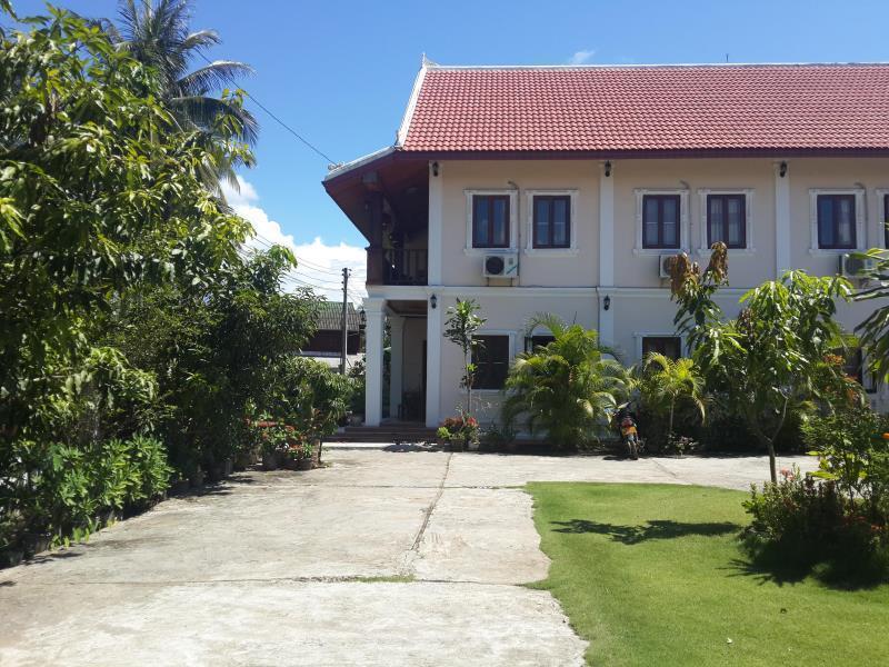 A Tee Guesthouse Luang Prabang Zewnętrze zdjęcie
